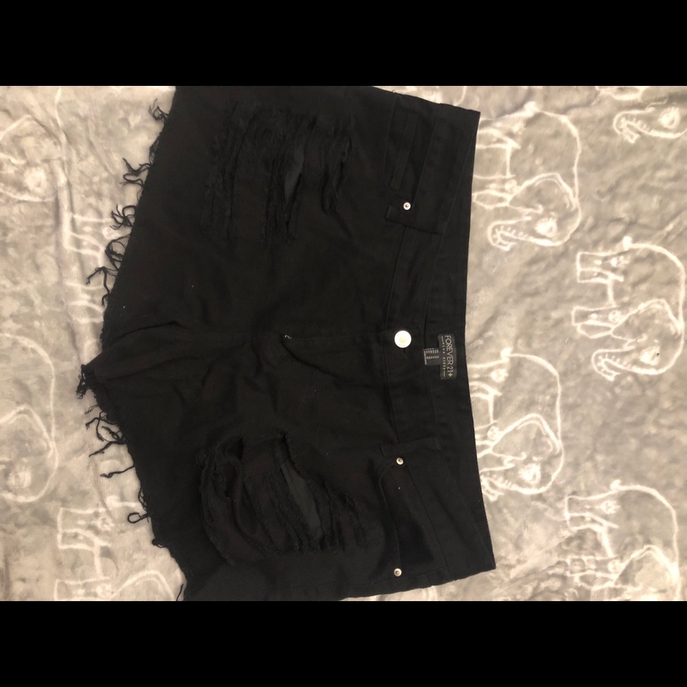 Forever 21 black shorts